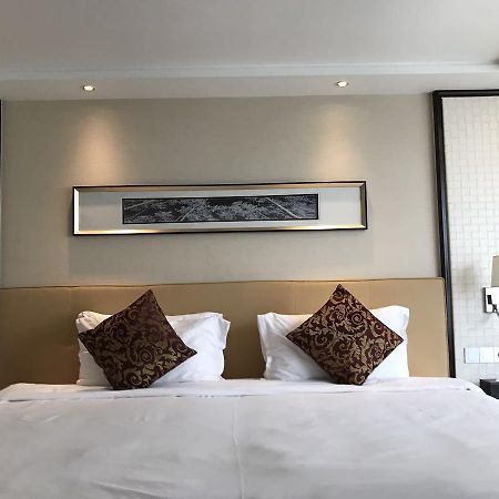 Chunjiang Lushan Hotel Shenzhen Exterior foto