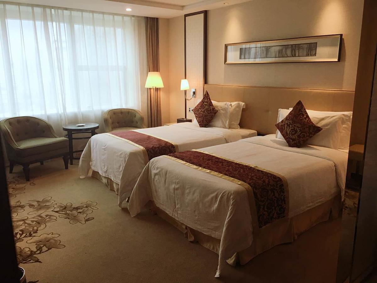 Chunjiang Lushan Hotel Shenzhen Exterior foto