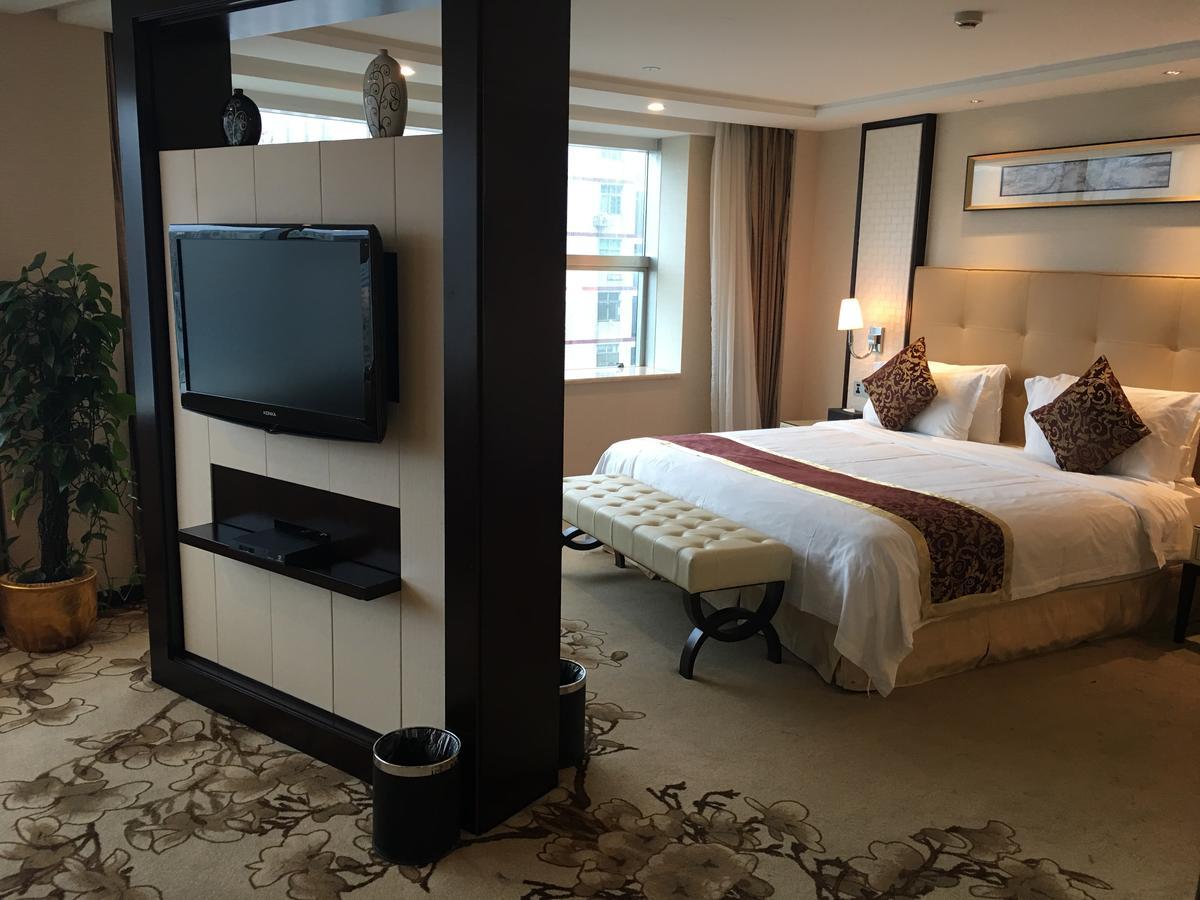 Chunjiang Lushan Hotel Shenzhen Exterior foto