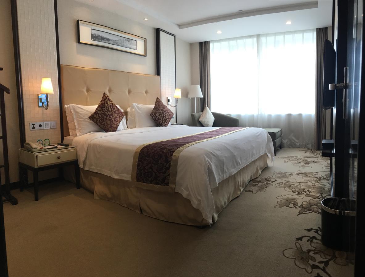 Chunjiang Lushan Hotel Shenzhen Exterior foto